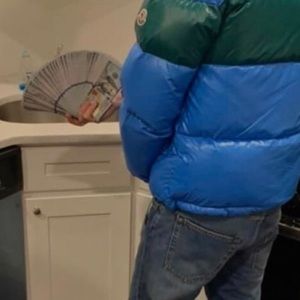 Meet your Posher, Everett